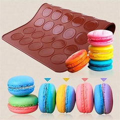 Macaron silicone placemat, size of placemat 28*25.5 cm, circle diameter 3.8 cm