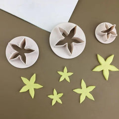 قطاعة بلاستيك نجوم 3 قطع