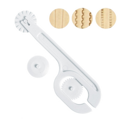 Sugar paste cutting machine with 3 wheels 